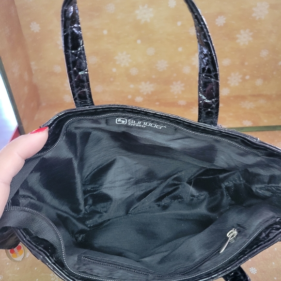 Paula Creamer Sundog Sunglasses - Picture 3 of 5